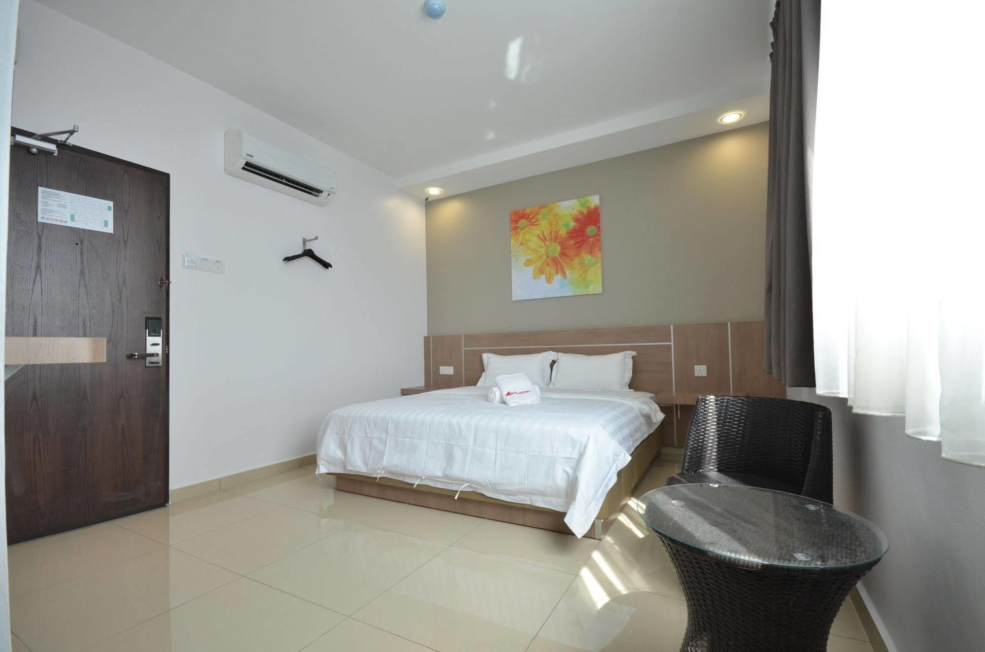 Ast Hotel Alor Setar Esterno foto