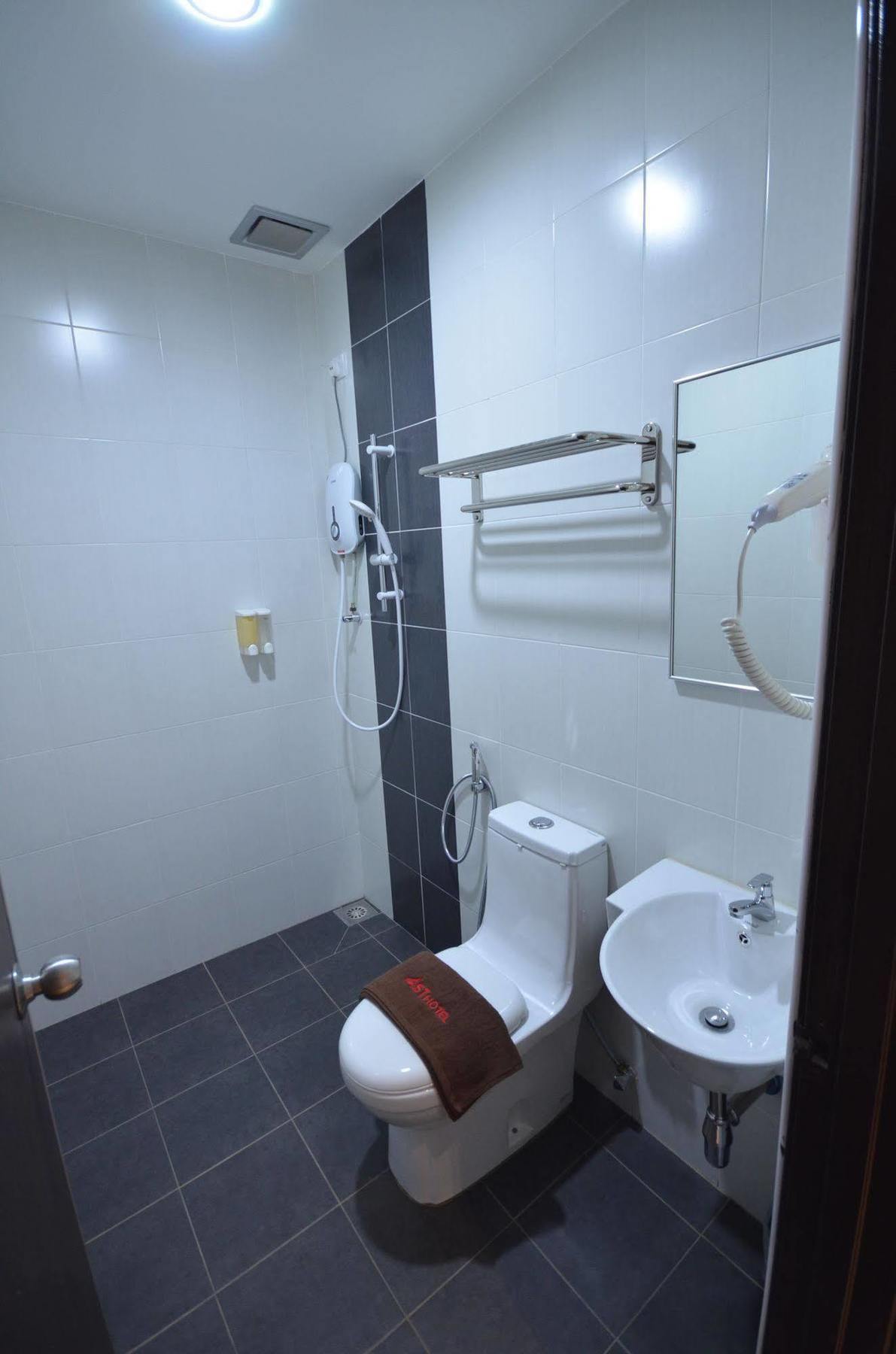 Ast Hotel Alor Setar Esterno foto